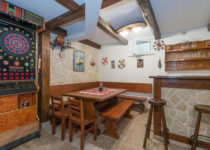 Partelj 8 By Interhome * Vir